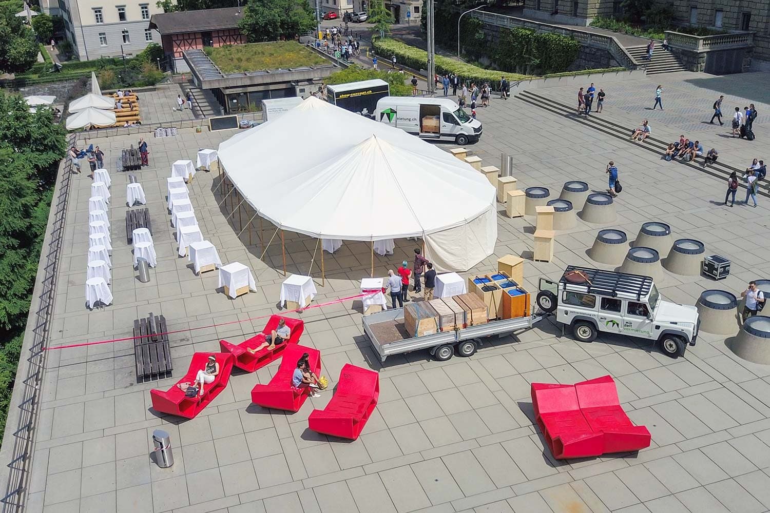 Tents and lounge furniture at an ETH Zurich corporate event